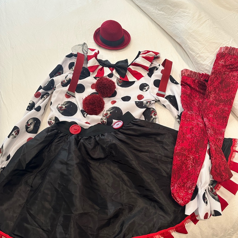 Spirit Halloween Kid's Sinister Clown Halloween Costume - Picture 5 of 5